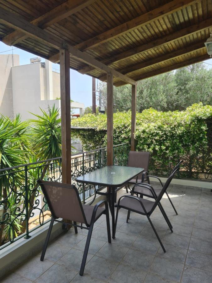 Ferienwohnung One Artemis Near The Sea And The Airport Exterior foto